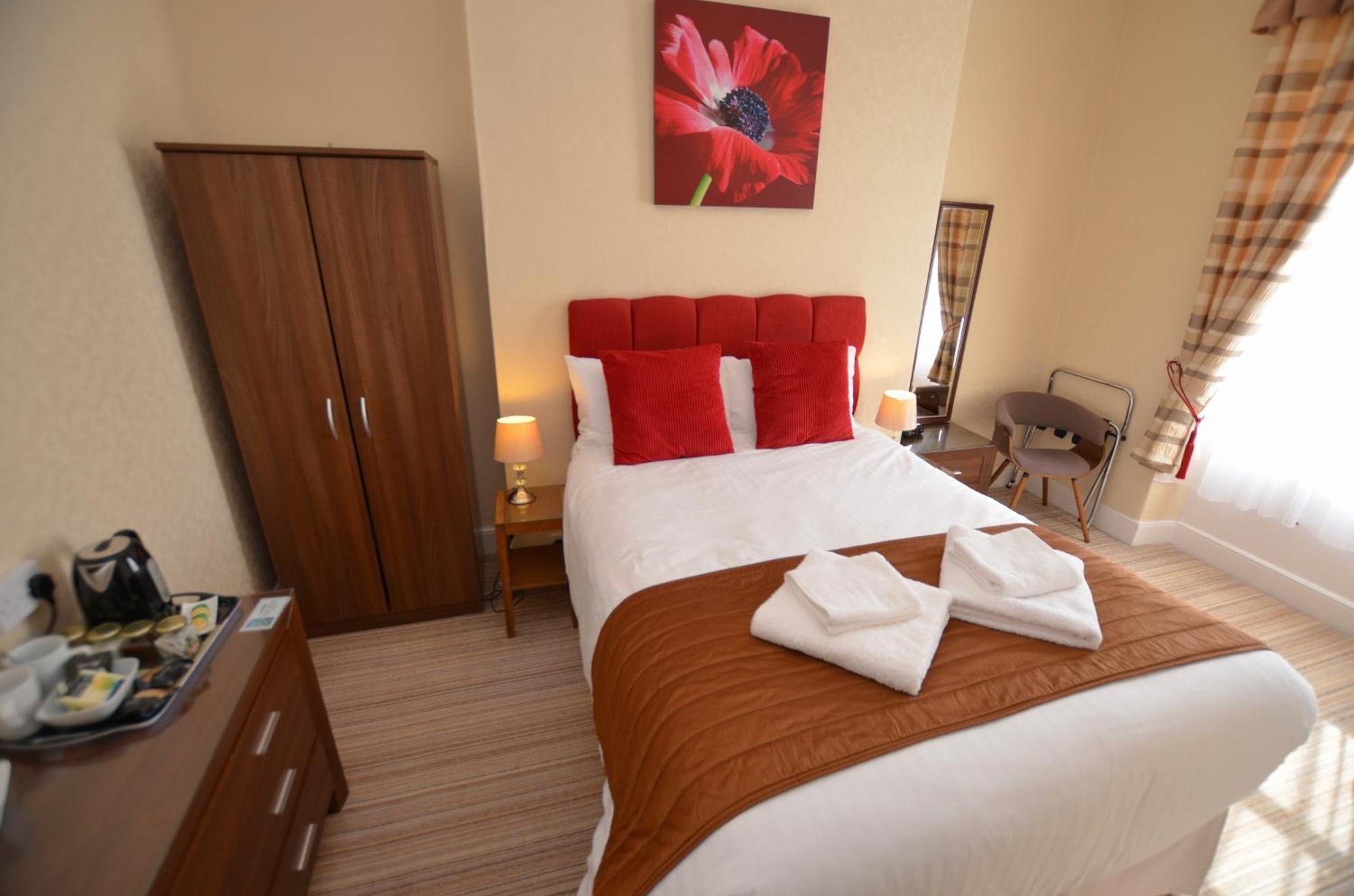 St. Hilary Guest House Llandudno Rom bilde